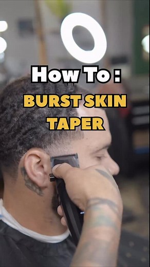 Here’s a little step by step of how I fade , very Easy and simple. NO EXTRA GUARDS … Clippers used to: Jrl FF2020 Onyx Zero Gapped JRL PROMO CODE : SQUEAK #Orlando #orlandobarber #barber #barbershopconnect #bestbarberinorlando #taper #howto #tutorial #waves #jrl #florida | Erik DjSqueak-Mrilikethat Villafane