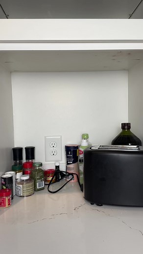 Refreshing Spice Rack Organization