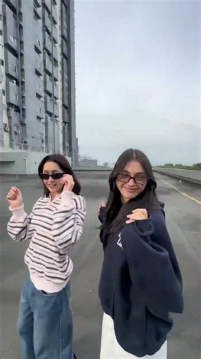 BESTIE ENERGY OF WAYNONA COLLINGS & VANESSA PENA!