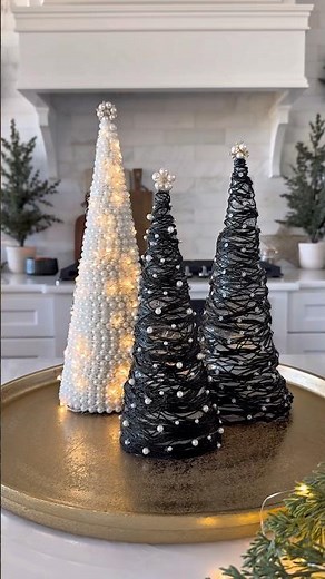 DIY Hollow String Christmas Tree