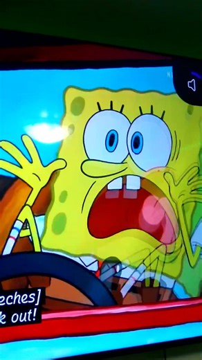 'Where'd you learn to drive, buddy?' SpongeBob is trying to drive! #shorts #spongebob