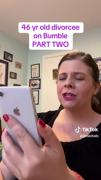 46-Year-Old Divorcee Navigating Dating Apps