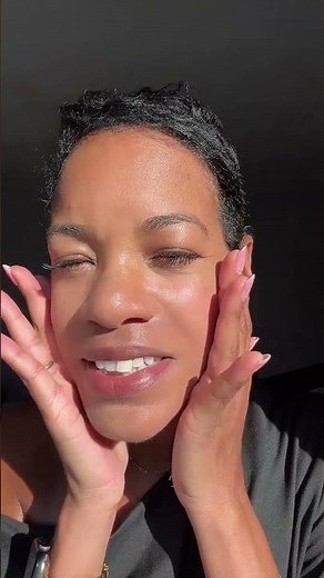 The Best Moisturizer for Sagging Skin | Perricone MD Neuropeptide Pro-Strength Review