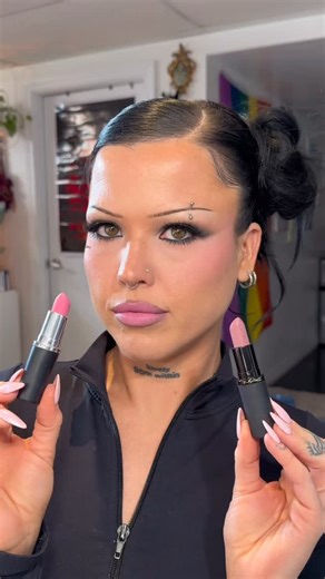 𝕾𝖆𝖗𝖆𝖍 𝕱𝖊𝖊𝖓𝖆 on Instagram: "GIRLS WEEKEND vs. LIPSTICK SNOB 💗 Products used @maccosmetics Powder Kiss Hazy Matte lipstick in Girls Weekend Lipliner in Greige Macximal Matte lipstick in Lipstick Snob #girlsweekend #pink #maccosmetics #makeup #lipcombo"