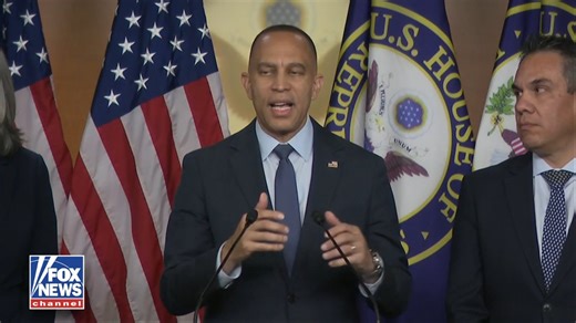 977K views · 41K reactions | House Minority Leader Hakeem Jeffries slams President Trump’s conduct during the government shutdown: “His behavior, unpresidential, unhinged, unpatriotic, un-American throughout this process speaks for itself and makes clear that Republicans shut the government down and have had zero interest in opening it up." | Fox News | Facebook