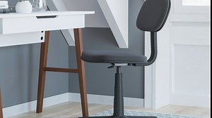 Flash Furniture Harry Low Back Swivel Task Office Chair - Adjustable Light Orange Student Chair with Padded Mesh Seat & Back - Homeschool Study Chair