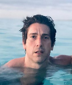 David Muir Shirtless, Cosmetic Surgery, Gay or Straight