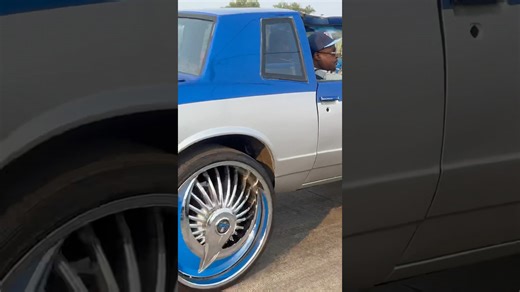 Chevy Monte Carlo on 28” DUB floaters riding