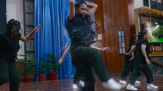 𝐋𝐎𝐎𝐊| 𝕊𝔸𝔹 𝕊𝕆ℂ𝕀𝕆-ℂ𝕌𝕃𝕋𝕌ℝ𝔸𝕃 𝔼𝕍𝔼ℕ𝕋 ℍ𝕀𝔾ℍ𝕃𝕀𝔾ℍ𝕋𝕊 The School of Accountancy and Business proudly showcased creativity, rhythm, and unity during the Socio-Cultural Events on the second day of SAB Week! Our mighty clans — Balerion, Vermithor, and Vhagar — set the stage ablaze as they competed in thrilling performances of Vocal Solo, Vocal Duet, Improvisational Theater, Dance Solo, Dance Duo, Folk Dance, and Hip-Hop Competitions. Each performance was a testament to the talent, p