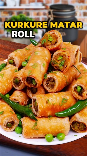 Cook with Parul (ChefParulGupta) on Instagram: "✨ Matar Roll Snack | Crispy, Chatpata & Perfect Winter Starter! 😍💚⭐️ #cookwithparul #matarroll #snackrecipe #winterrecipes #eveningsnacks #crispyroll #streetfoodstyle #quickrecipes #tiffinsnacks #indiansnacks #homemade [Matar Roll Snack, Green Peas Roll, Winter Snack Recipe, Crispy Indian Starter, Evening Snack Ideas, Stuffed Roll Recipe, Chatpata Snack, Cook With Parul]"