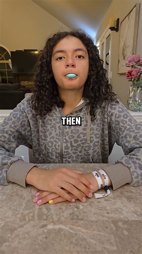 Brittany Elegant on Instagram: "Stardust Powder Gum"