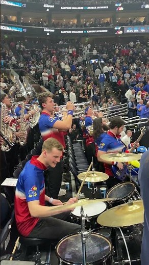 Kansas Fight Song - I'm a Jayhawk