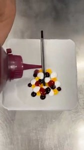 642K views · 880 reactions | Chef @albertmorro from @vakuum_by_martin_lippo shows us how to make frozen lollypops using liquid nitrogen! 勞 Would you try one? 路‍♂️ | Foodporn | Facebook