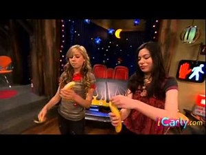 ICarly Presents: Look Up,People!