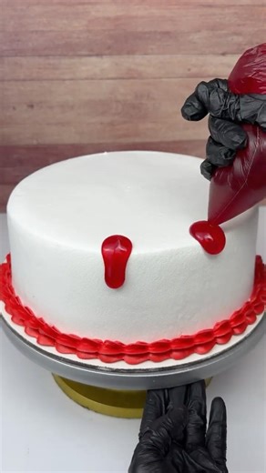 This Red Rose Cake Looks Too Perfect ❤️ #Shorts