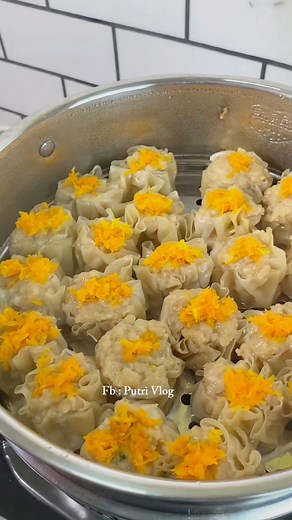 Dimsum homemade juga gak kalah enak kok | Putri Vlog