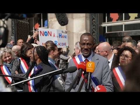IMAGES - Saint-Denis: rassemblement contre le racisme à l'appel du maire LFI Bally Bagayoko