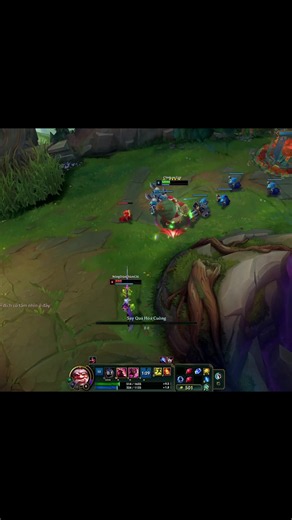 Fiora mới làm tí bia mà không cầm nổi kiếm