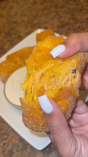 2M views · 26K reactions | Buffalo chicken eggrolls | Cooking With Destiny | Facebook