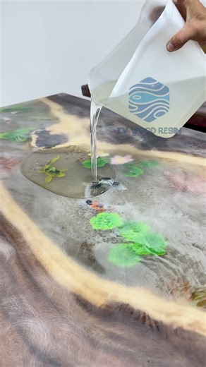 Preserving Memories in Epoxy Resin