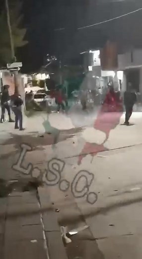 28K views · 456 reactions | Lsc  Pandilleros VS POLICÍAS  En...