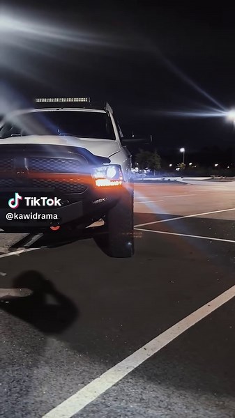 Hemi Ram 1500: The Ultimate Lifted Truck Experience