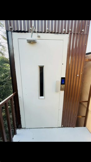 Elevator Technician Work Explained: 450 kg Capacity