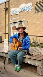 Back stage at the gig last night. Love singing this new one “Hold My Hand” Private gig tonight in Frisco TX, Sold out in Phoenix AZ tomorrow then on to Venice Beach on Tuesday. Lets party x | Keith Harkin