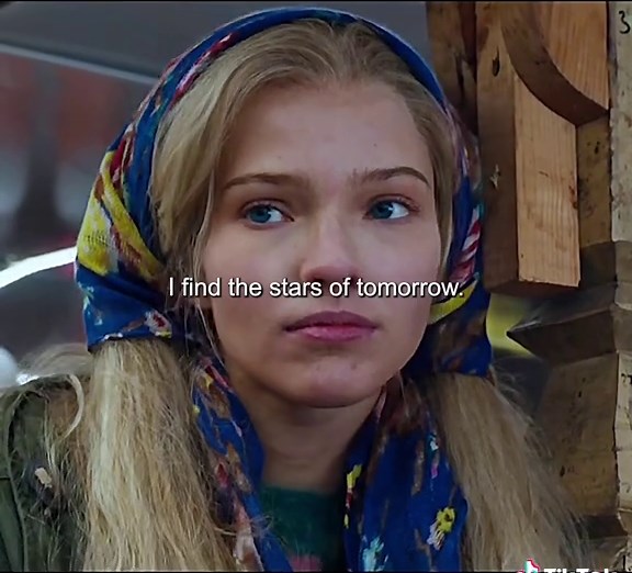 Modeling Agency Scout Encounters Anna - Paris Modeling Opportunity