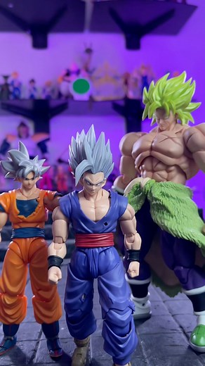 Gohan con el poder del guion, Gohan, Gohan Bestia 🎶 | Thalos Toys