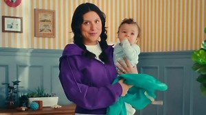 Arm & Hammer Laundry Deep Clean Detergent TV Spot, 'Stink and Stains'