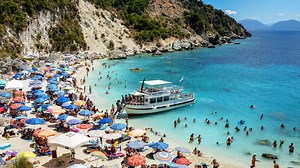 Top trei insule din Grecia ușor accesibile cu mașina din România, în afară de Thasos. Sunt considerate și printre cele mai ieftine VIDEO