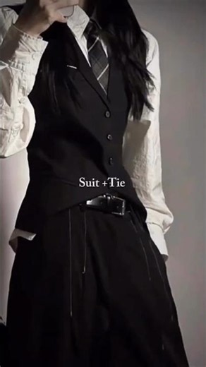 Suit + tie ....... #shorts #fyp #women #aura #viral #trending