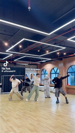 we just might dance 🕺🏻🪩 @brunomars @officialSB19 #sb19 #brunomars #ijustmight