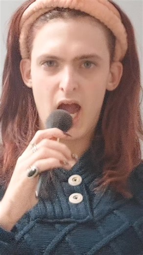 Jessica rabbit cartoon💋💜 des annee 1980 a 2000 Elle rest💋💜 toujours aussi belle et red rouge a faire tomber les hommes 💋💜💋💜💋💜💋💜💋 #cartoonjessicarabhit #transitionmackup 💋💜💋💜💋💜💋💜💋💜