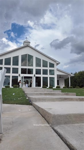 11K views · 279 reactions | Beautiful Venue, Beautiful Bride, Beautiful Entrance. The weather was perfect. #fypシ゚ #fypシ゚viral #repost #bride #entrance #groom #weddinginspiration | Tristan Stuart Visuals | Facebook