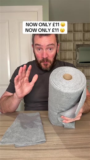 Incredible deal on these microfibre cleaning cloths! #microfibertowel #cleaningcloth #cleantok #cleaninghacks #tiktokmademebuyit