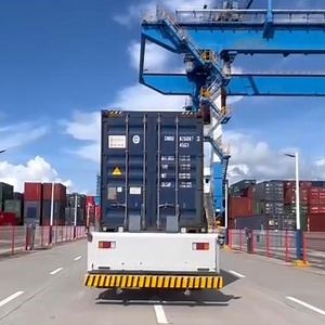 [Hot Item] Omnidirectional Lifting Agv Workshop Automated Remote Control 150ton Electric Transfer Price