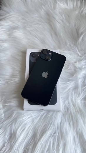 Unboxing iPhone 13: Discover Colors and Features