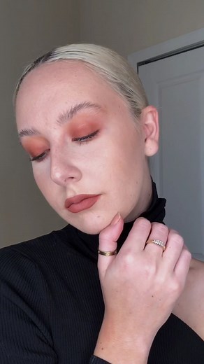 Achieve Fluffy Brows with Soap Brows!