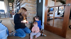 Decorating Our Mantel! 🎄🎄🎄 | Garden Answer