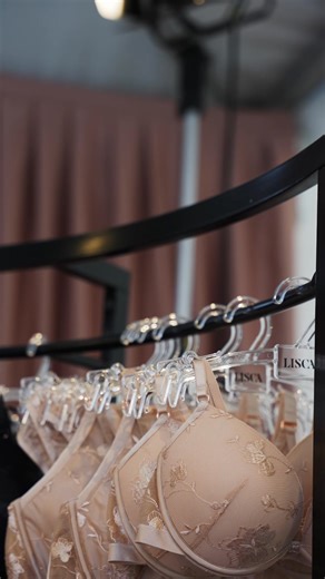 10K views · 65 reactions | Lisca is a proud part of the 31st Sarajevo Film Festival, where the elegance of cinema meets the sophistication of fashion in an unforgettable setting. Discover the luxury of elegance at Lisca’s corner. Every day we host a "Meet & Greet". Meet extraordinary women – Lisca brand ambassadors and special guests of the Lisca corner, who inspire with their style, stories, and charisma. #LiscaAtSFF #SFF | Lisca | Facebook