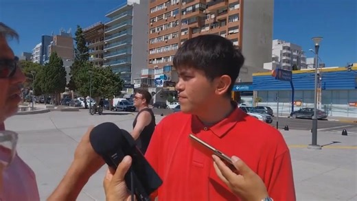 🎤 Mañana se realiza la Kokoloco Freestyle en #PuertoMadryn 🔥 El evento se llevará a cabo el viernes a las 18hs en el tablero de ajedrez al frente del monumento a la Mujer Galesa. “La competencia en abierta a la comunidad, hay casi 100.000 pesos en premios” dijo el organizador, Ignacio Mencengue Meisen. | Tveo Trelew