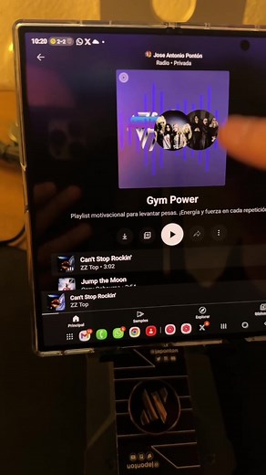 Cómo hacer listas de reproducción en YouTube Music