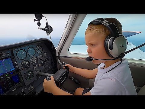 Rock-Paper-Scissors 7 Year Old Flies the Airplane