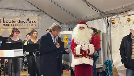 INAUGURATION DU VILLAGE DE NOËL Le discours de bienvenue du maire Dante Rinaudo. #Tonneins #TonnAttitude #noëlàtonneins #tonnnoel #villagedenoel #noel2025 #noel | Ville de Tonneins