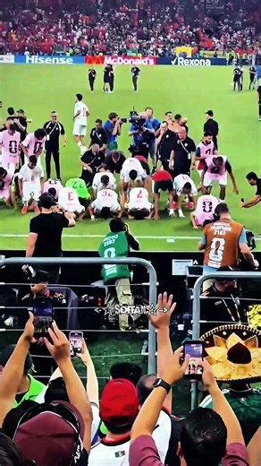 Sujud syukur pemain maroko usai kalahkan belanda lewat adu penalti 🇲🇦🤩🙌🎉💫