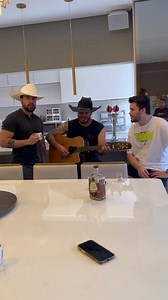 76K views · 2.2K reactions | Retrato de mãe  #sertanejo #musicasertaneja #sertanejoraiz #matogrossoemathias | Mathias - Matogrosso e Mathias | Facebook