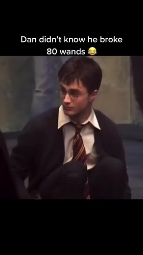 Daniel Radcliffe Breaks 80 Wands on Harry Potter Set