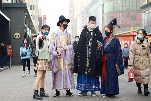 中国Z世代を虜にする漢服ブーム。愛好者やデザイナーが語る | CINRA